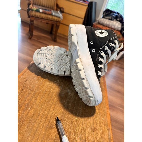 Converse Chuck Taylor All Star Lugged High Top  Black White Womens size 6 - Picture 5 of 6
